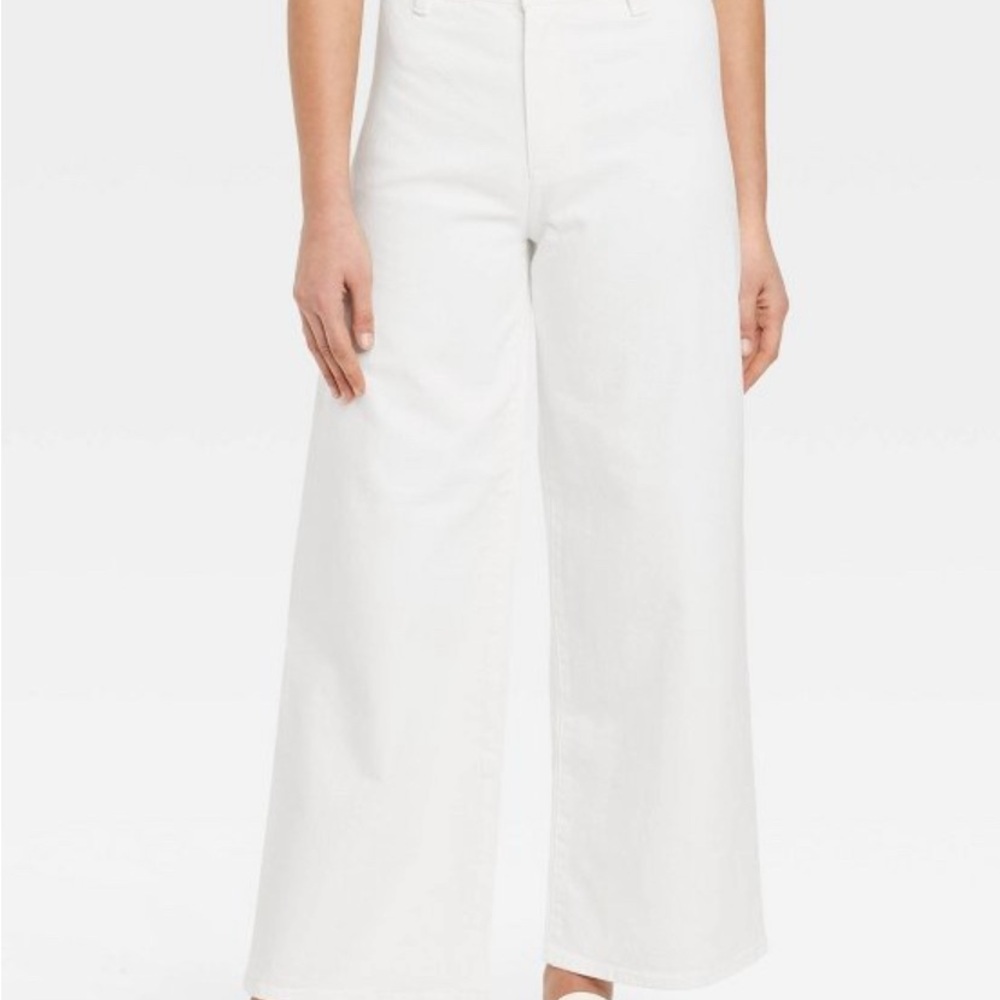 NWT Universal Thread Cream Flare & Wide Leg Jeans